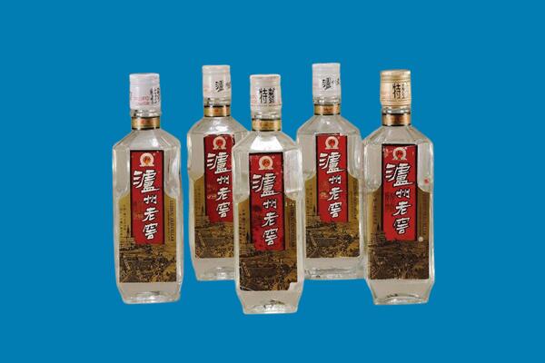 昌都察雅县回收老酒